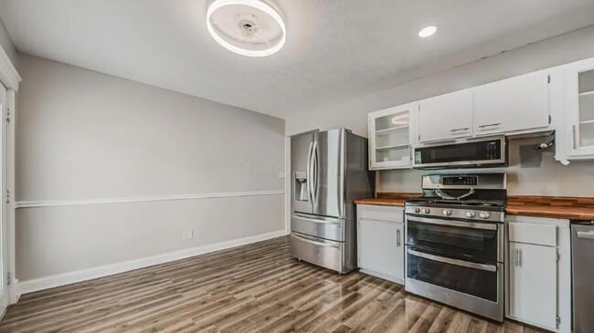 3600 Manila Dr