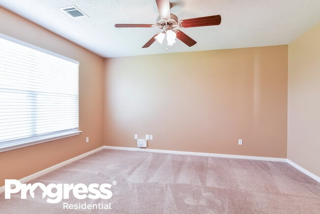 Photo - 29006 Red River Loop