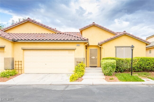 Photo - 10916 Bandol Pl Townhome