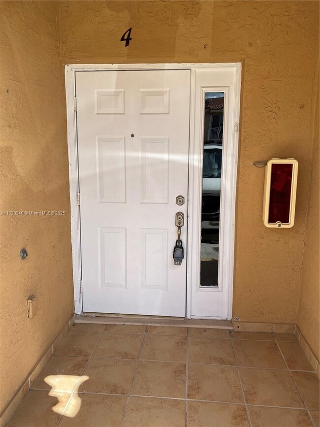 Building Photo - 3503 W 76th St Rental
