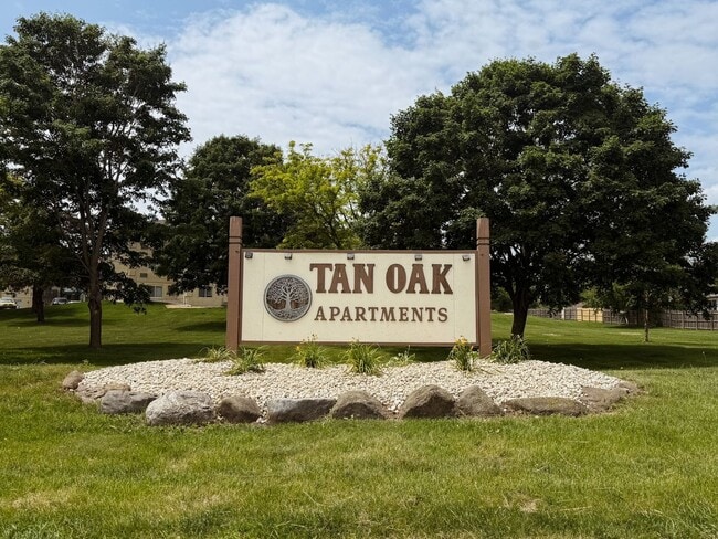 Photo - Tan Oak Apartments