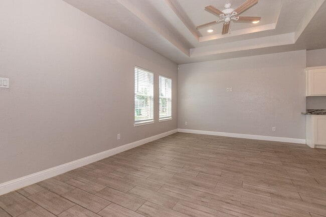 Photo - 2505 Carver St