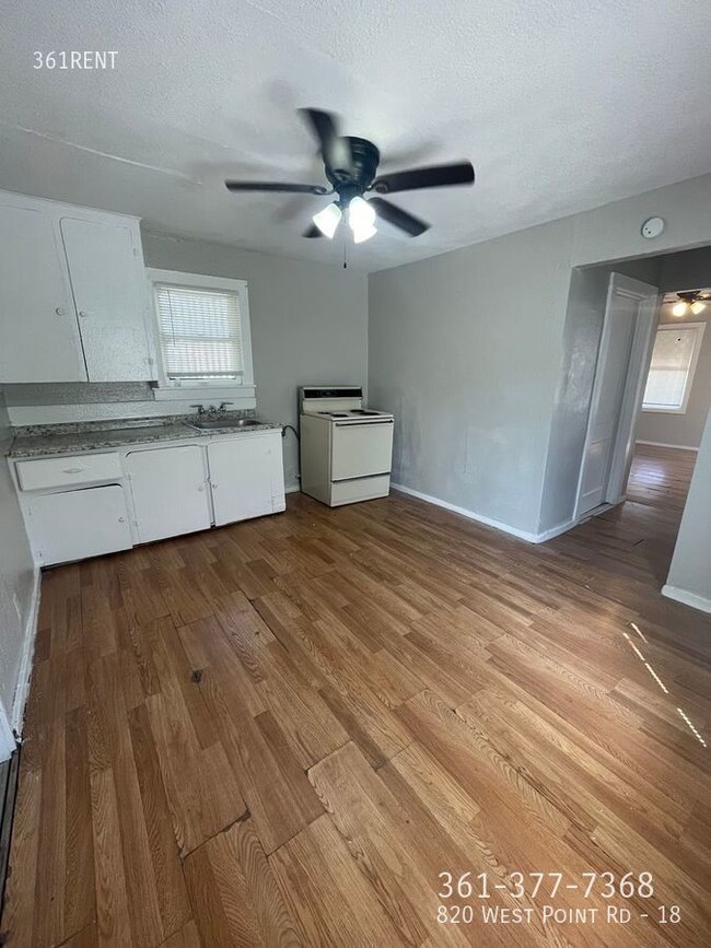 Building Photo - 820 W Point Rd Unit 18 Rental