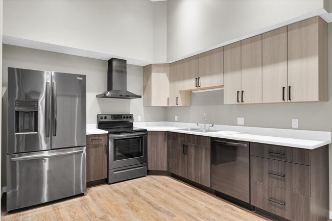 Photo - LUXURY 1 BED APT IN DOWNTOWN CHAMPAIGN- AVAILABLE 9/15/2026 Unit Neil Street Spritzer - #202