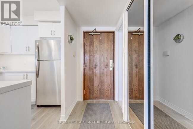 Photo - 2287 Lake Shore Blvd W Unit 1006