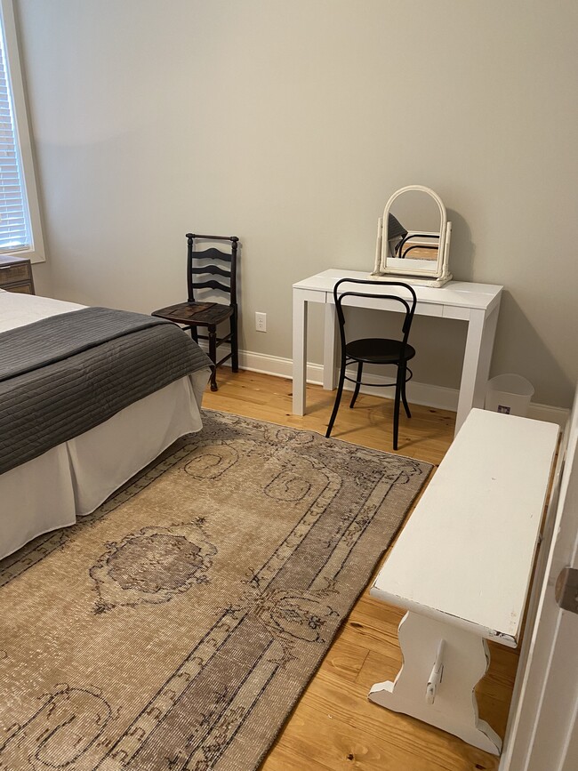 Photo - 415 S Gay St Unit 3