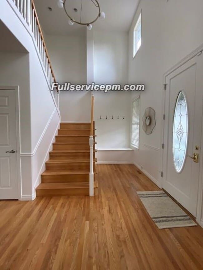 Photo - Beautiful Federal Way home you don't want to miss