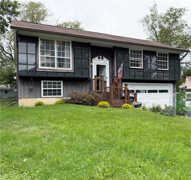 11 Cherry Cir
