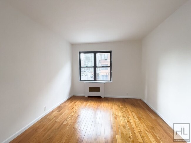 Photo - East 61 Street Unit 2D