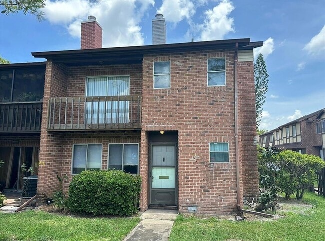 Building Photo - 2340 Huntington Green Ct Unit 1