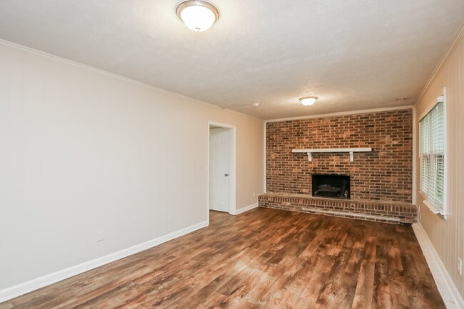 Photo - 2264 Old Concord Dr SE