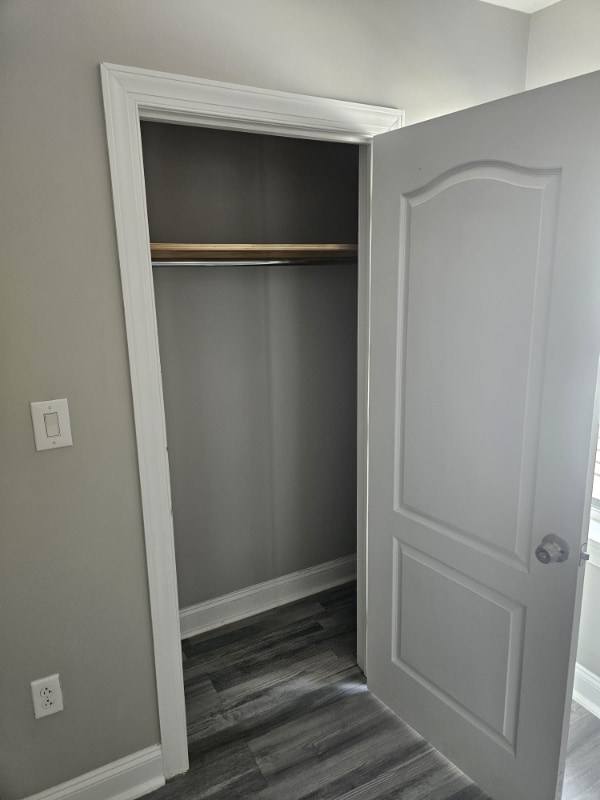 Photo - 708 Noyes St Unit 1