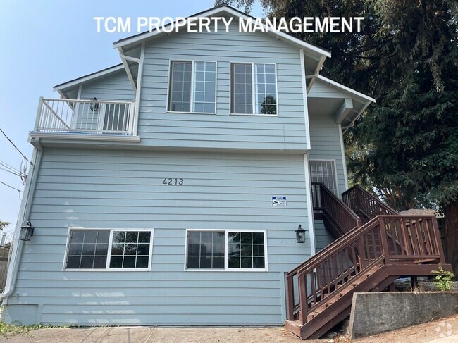 Building Photo - 4213 5th Ave NE Rental