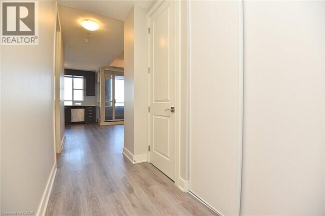 Photo - 150 Main St W Unit 603