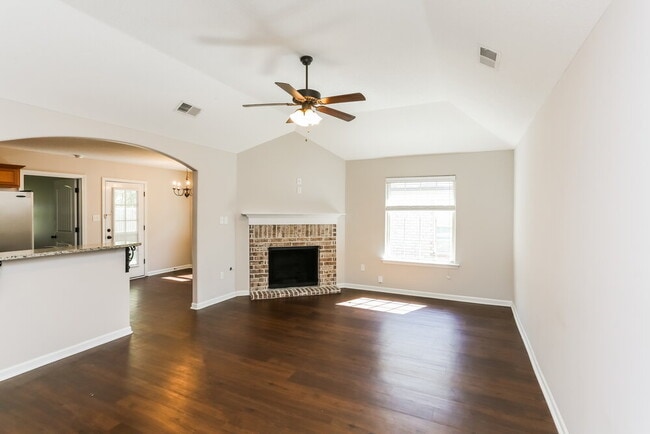 Photo - 9460 Eckley Pl