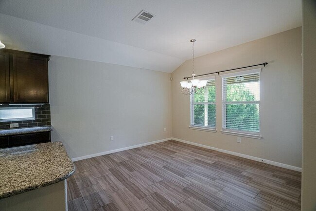 313 Longhorn Cavern Rd
