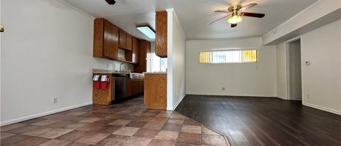 Photo - 11827 Beverly Blvd