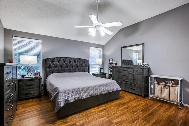 Photo - 1309 Aspen Ln