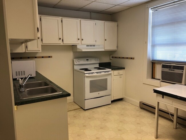 Photo - 327 W Main St Unit 327 A