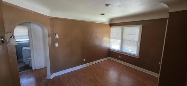 Building Photo - 58 Waldo St Rental