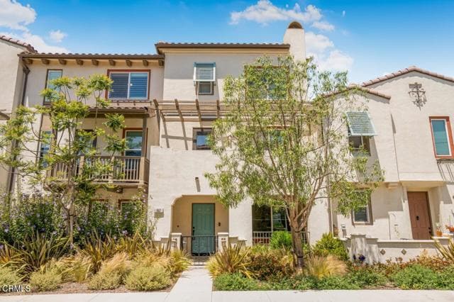 Photo - 667 Pedro St Townhome