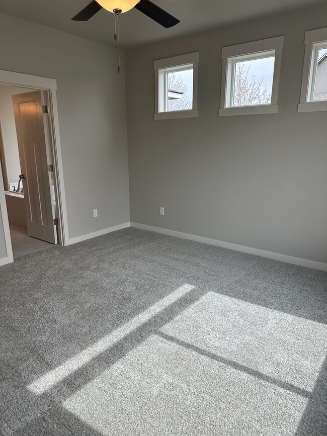 Photo - Alderbrook Homes, New Construction, XL Home for Rent!