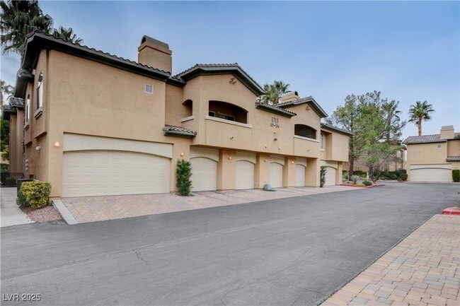 Photo - 1713 Sky of Red Dr Unidad 203