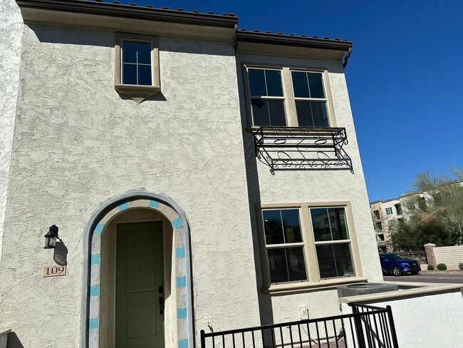 Photo - 2629 S Equestrian Dr