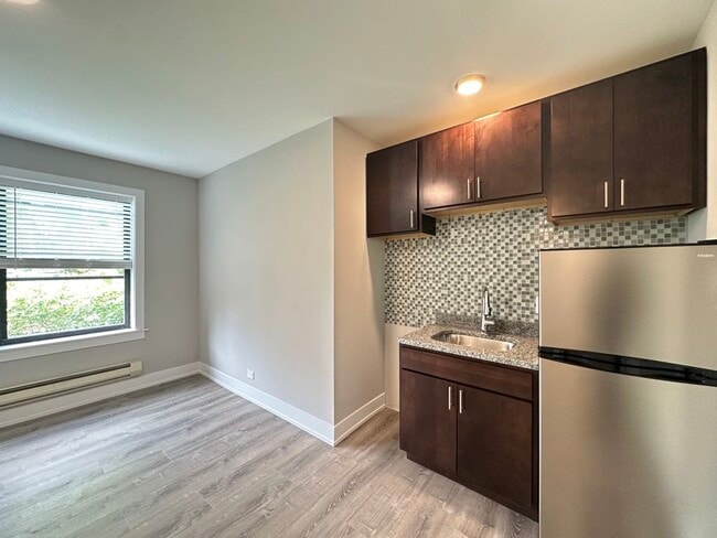 Photo - 4551 N Damen Ave Unit 112