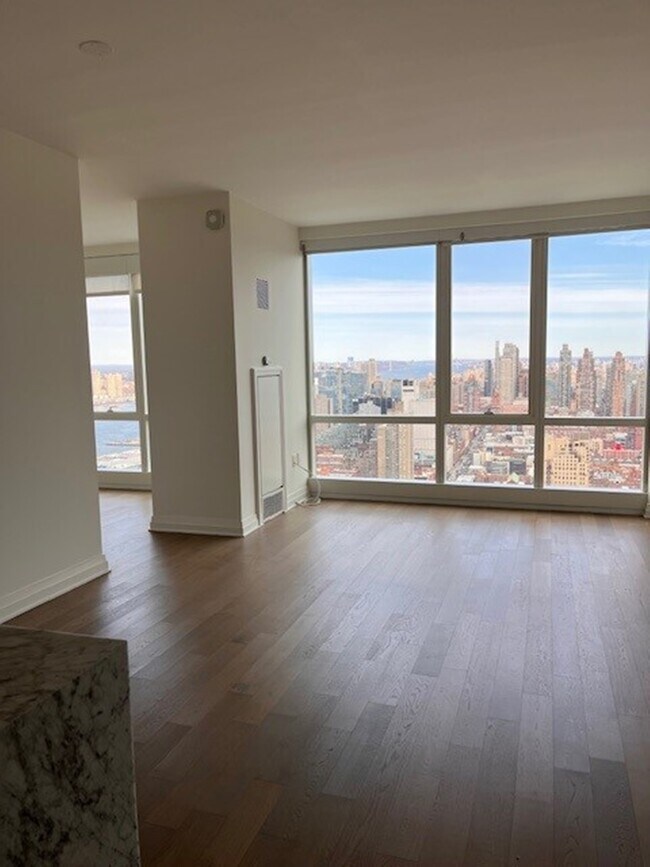 Photo - 460 W 42nd St Condo