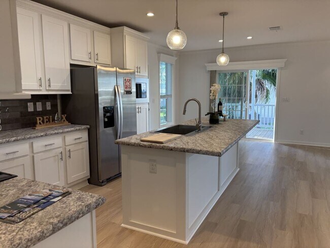 Photo - 250 Bimini Cay Cir