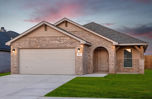 Building Photo - Stunning 3-Bedroom Home with Modern Finishes