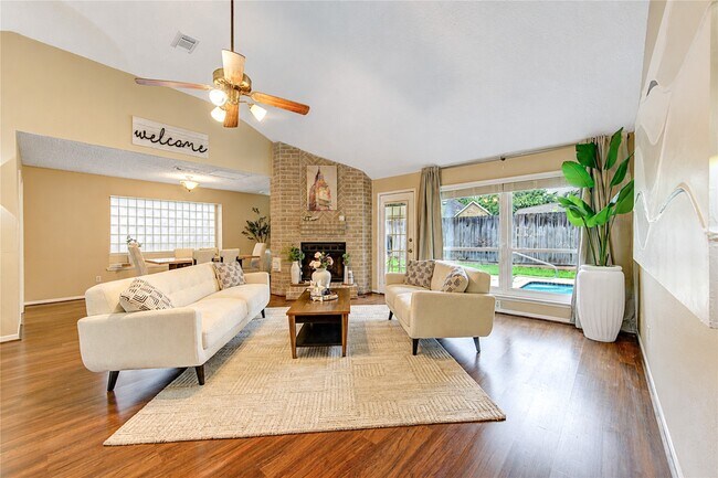 Photo - 7023 Brockington Dr