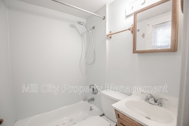 Photo - 126 Harrison St