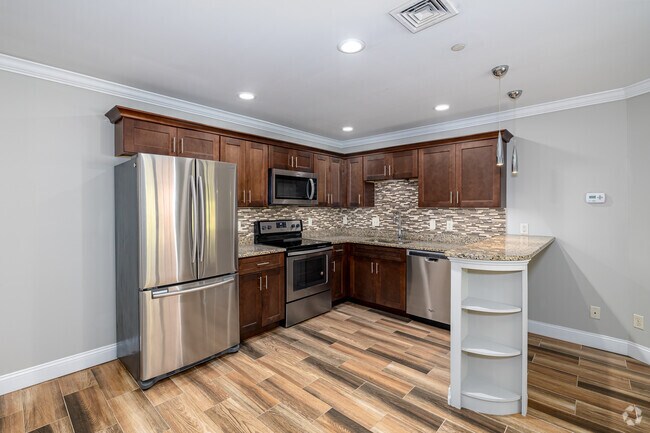 1BR, 1BA - 695SF - Kitchen
