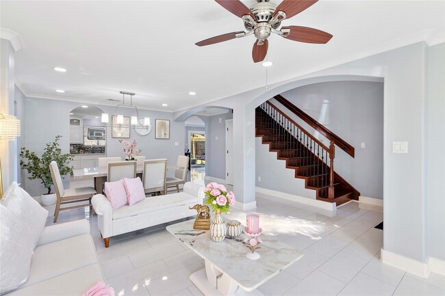 Photo - 405 Mystic Trail Loop