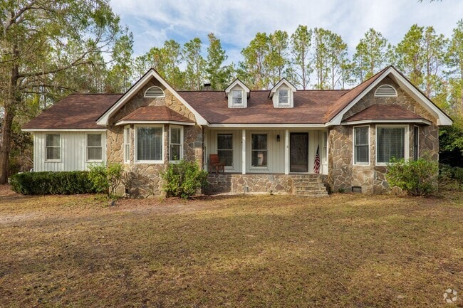 Building Photo - 4538 Golden Oaks Dr Rental