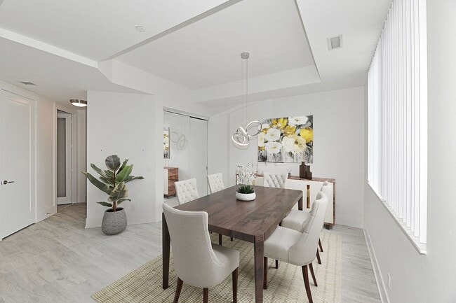 Photo - 1 Edgewater Dr