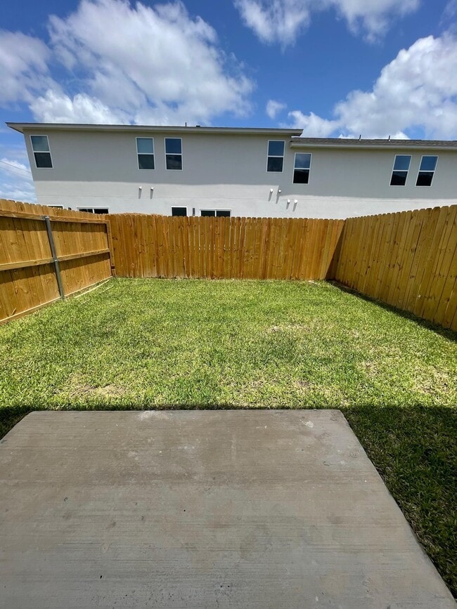 Photo - 9923 Bijan Dr Unit 9923