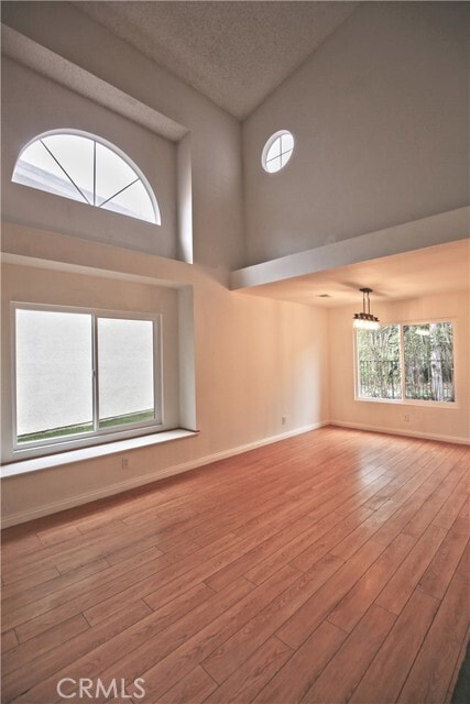 3211 Armsley Dr
