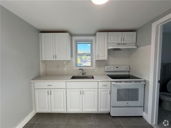 Building Photo - 54 4th Ave Unit 6 Rental