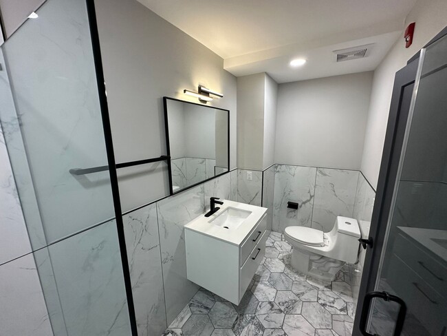 Building Photo - 3564 Ruth St Unit 2