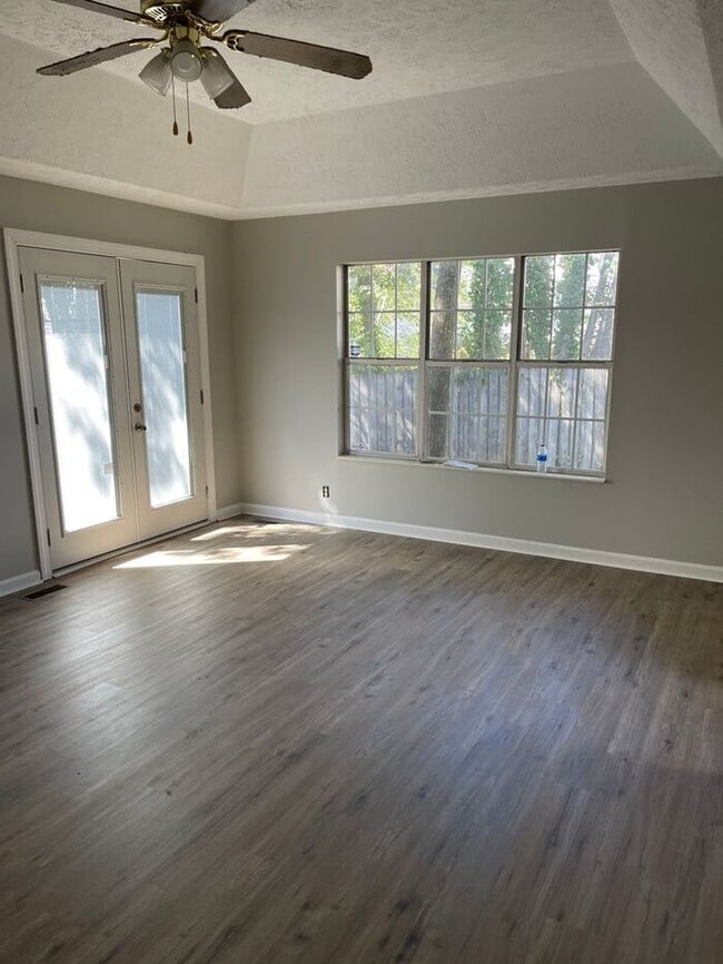 Photo - Newly Remodeled Home near Priest Lake