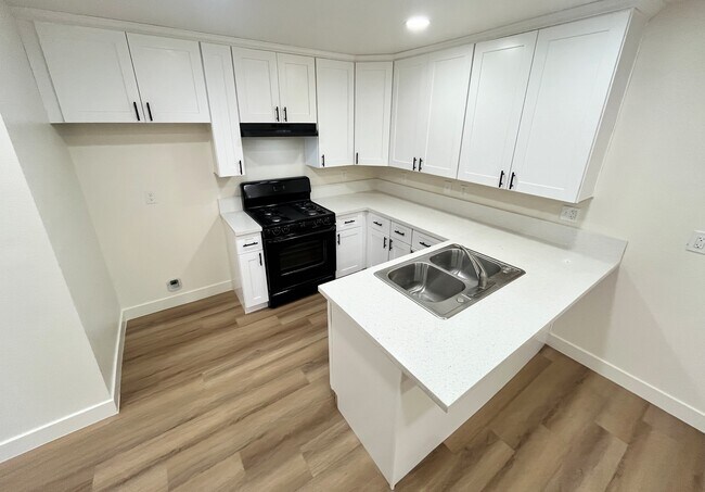 Photo - 1417 N Pennsylvania Ave Unit 1417