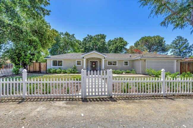 Building Photo - Wow! What a Great Home! SHORT TERM LEASE T...