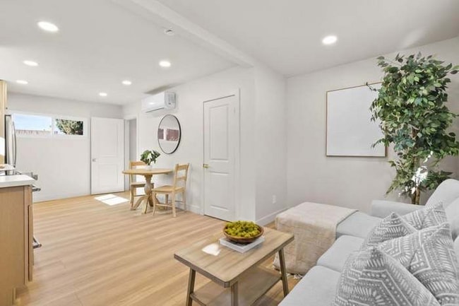 Photo - 6837 Celia Vista Dr