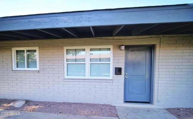 Photo - 4601 N 12th Ave Unidad Apt 2