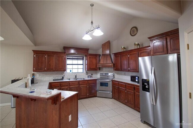 Photo - 13 W Chickadee Ave