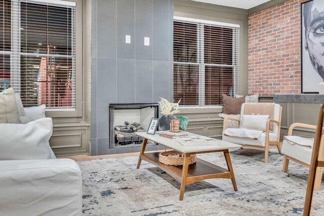 Photo - 1701 Portland Ave Unit ID1356273P