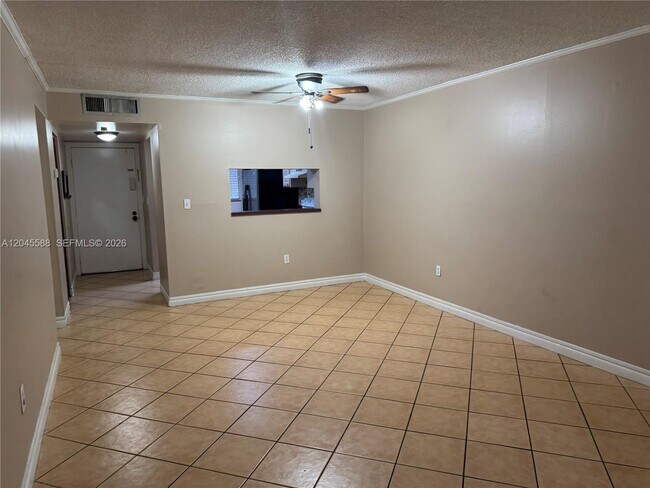 Photo - 10865 SW 112th Ave Unidad 105